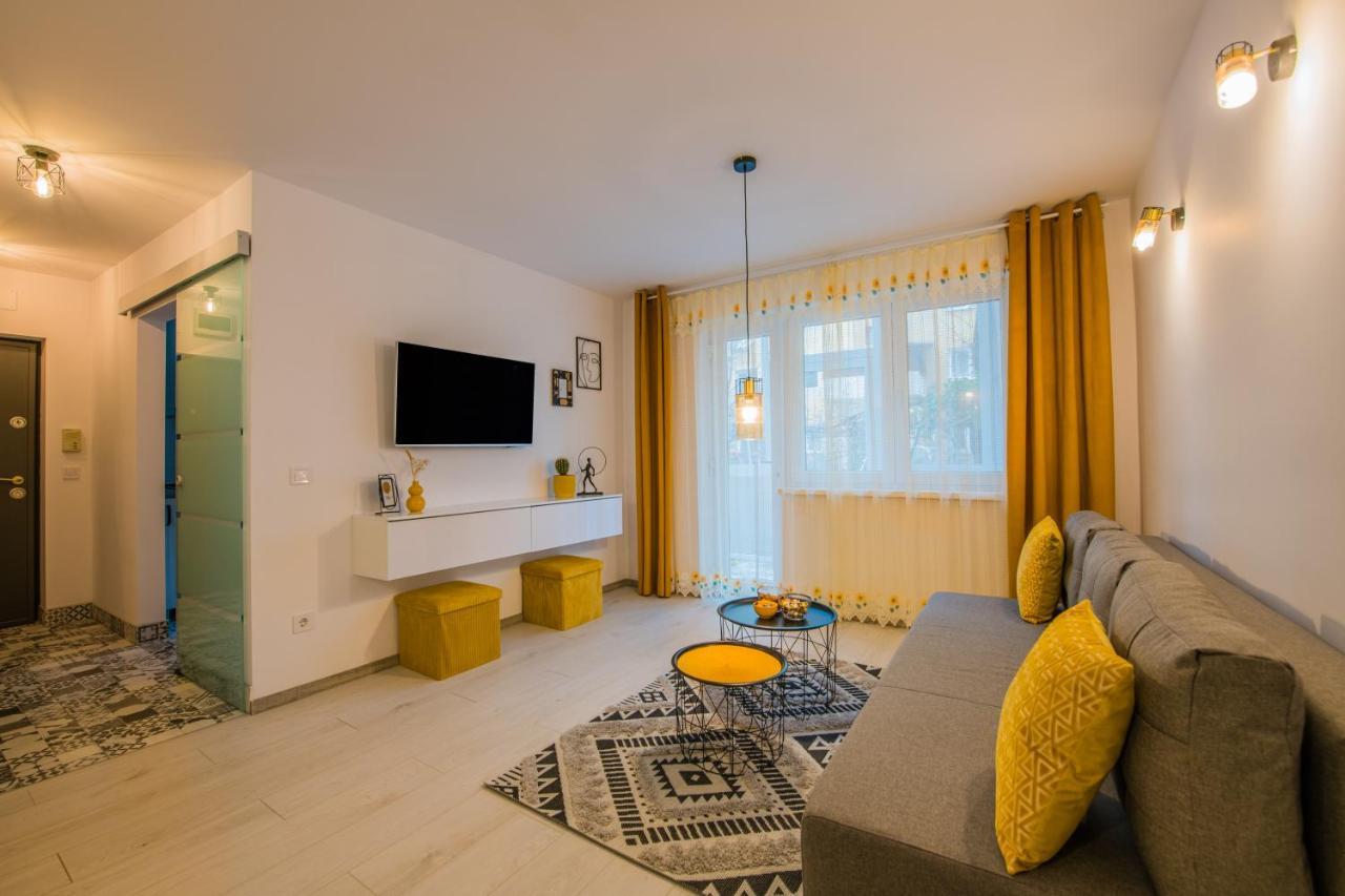Kitty Sunflower Apartment Алба-Юлія Екстер'єр фото